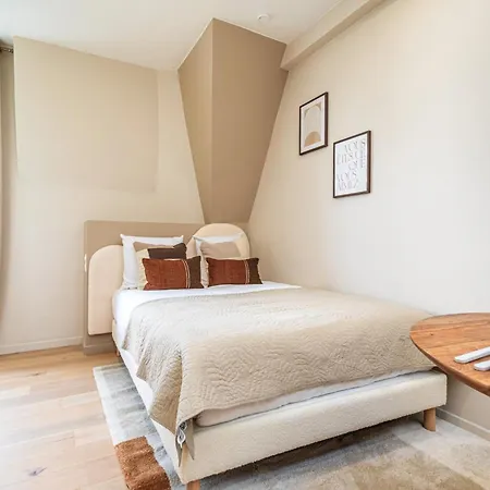 아파트 Charming Air-conditioned *