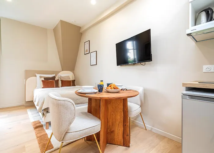 아파트 Charming Air-conditioned 파리